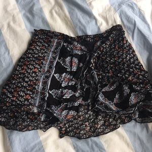LF Tulip mini skirt with floral boho pattern